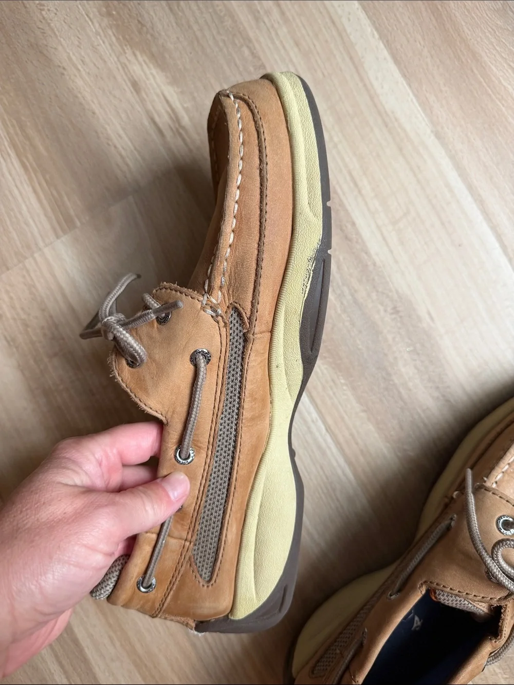 Sperry comfortable tan